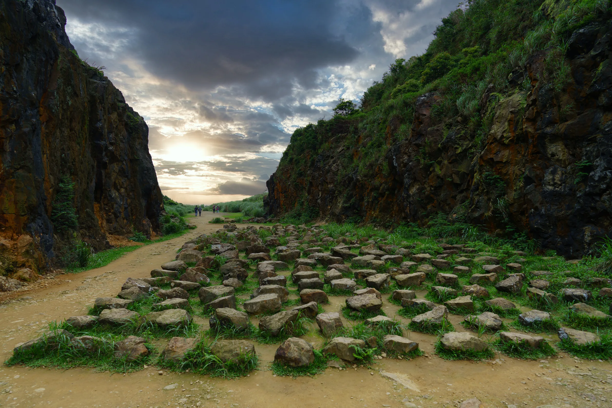金瓜石地質公園、外星石頭陣
